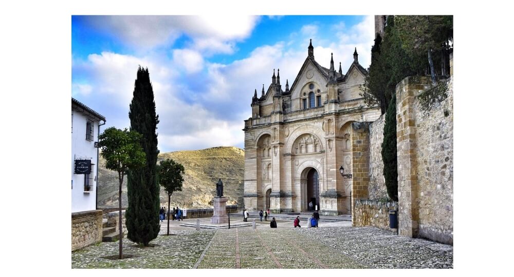 primer edificio renacentista de Andalucía